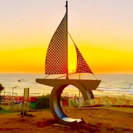 Beachfront Studio Apartment Bat Yam 412 Kültér fotó