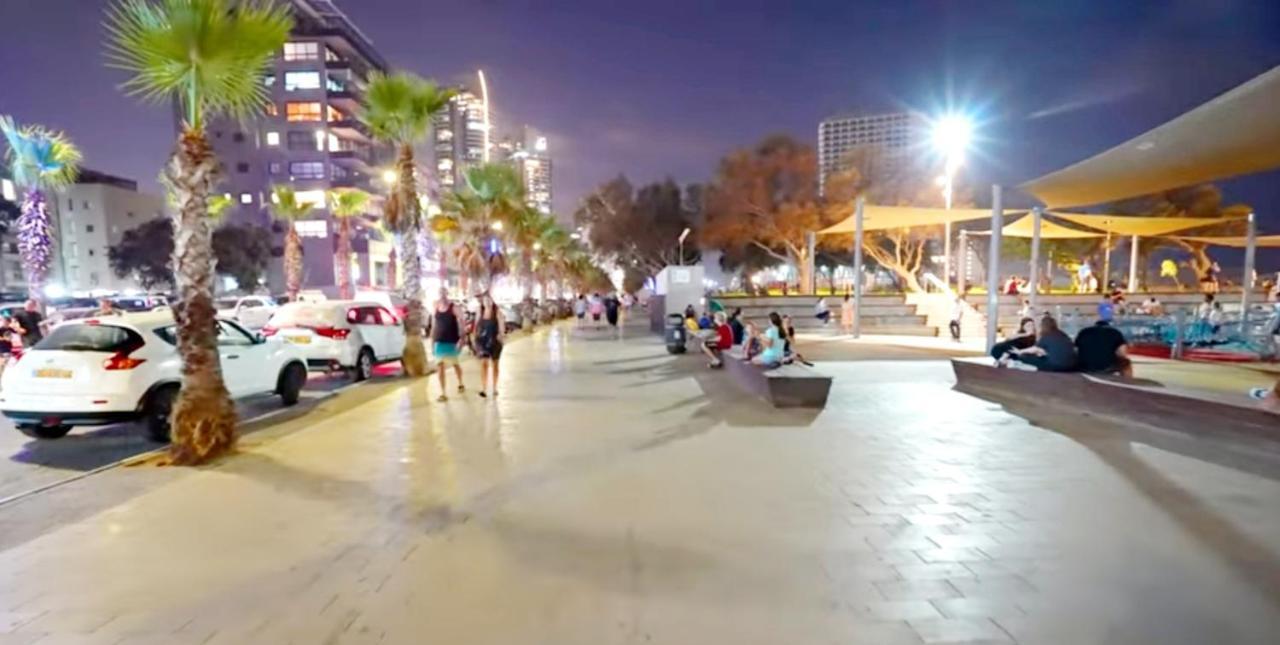 Beachfront Studio Apartment Bat Yam 412 Kültér fotó