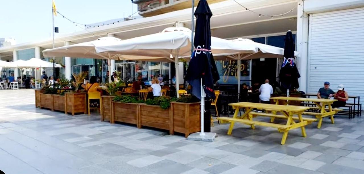 Beachfront Studio Apartment Bat Yam 412 Kültér fotó