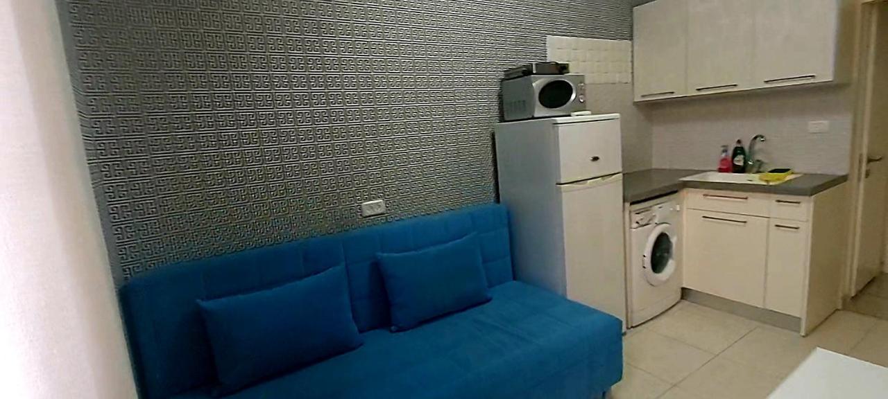 Beachfront Studio Apartment Bat Yam 412 Kültér fotó