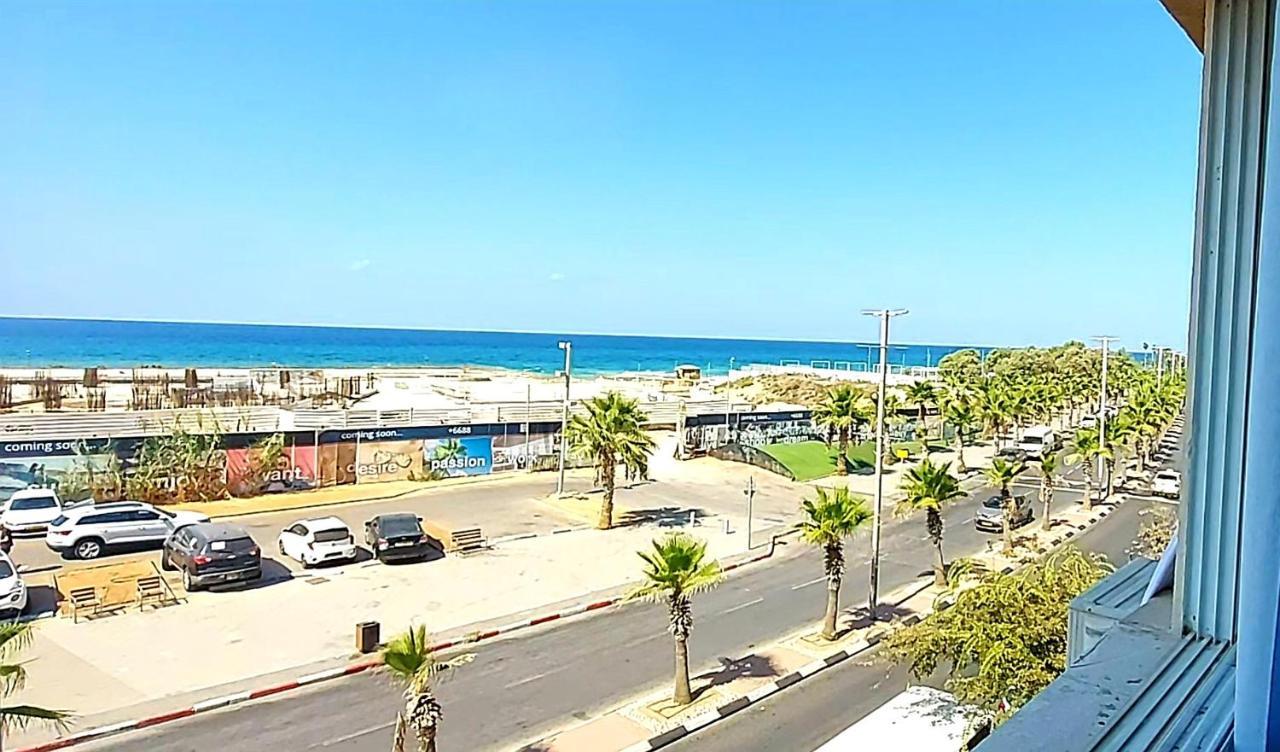 Beachfront Studio Apartment Bat Yam 412 Kültér fotó
